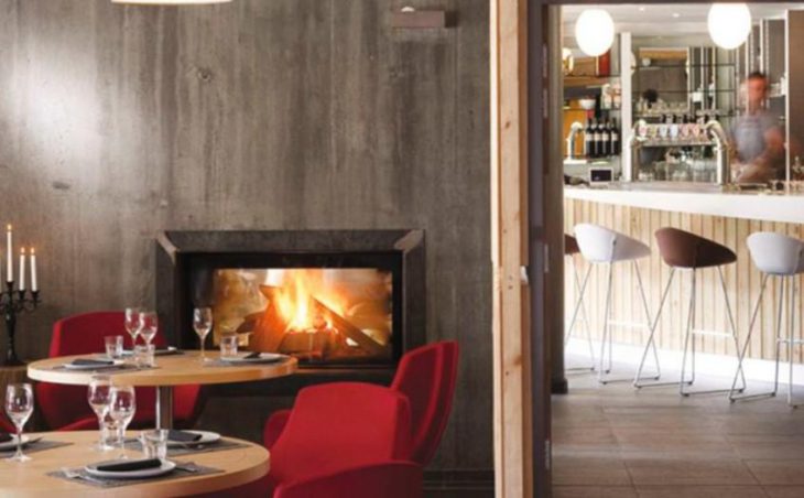 Hotel Anova, Montgenevre, Fireplace